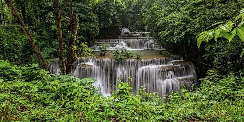 doğaltaş yapay şelale